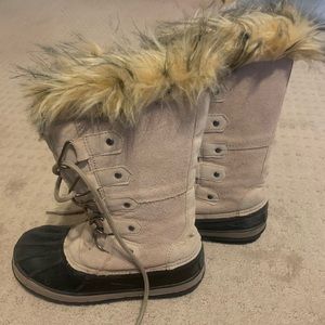 Girls boots snow boots size 6 snow boots rugged exposure